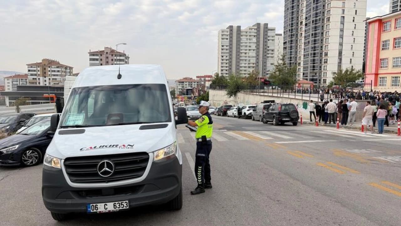 Ankara'da 29 Ekim'de Hangi Yollar Araç Trafiğine Kapalı Olacak?