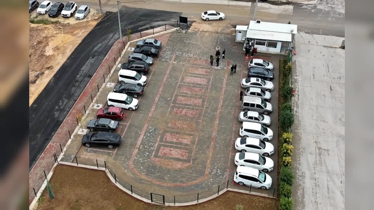 İnegöl'de 32 araçlık yeni mahalle otoparkı hizmete alındı