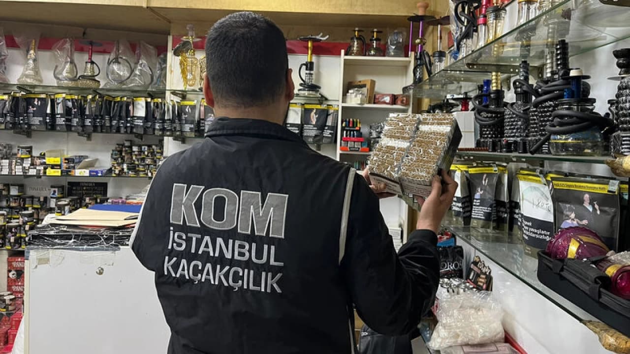 İstanbul'da Kaçak Tütün Operasyonu: 12 Gözaltı Kararı