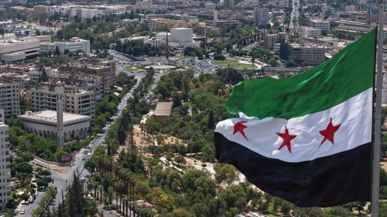 Suriye'den Ürdün'e Dera hava saldırısı protestosu