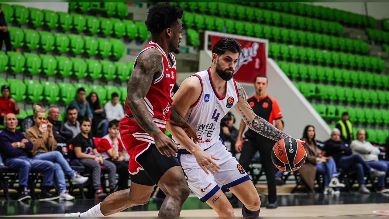 Anadolu Efes EuroLeague'de Hapoel Tel Aviv'e 118-88 mağlup oldu