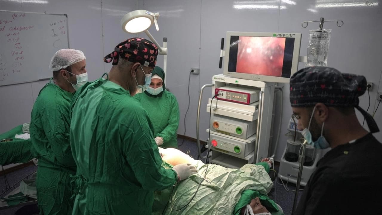Gazze'de binlerce hasta ve yaralı tedavi için tahliye bekliyor