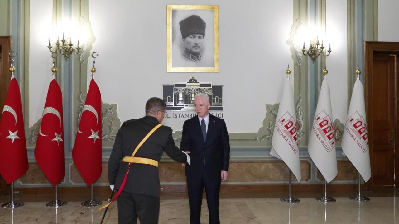 İstanbul Valisi Davut Gül 29 Ekim Bayramı Tebriklerini Kabul Etti
