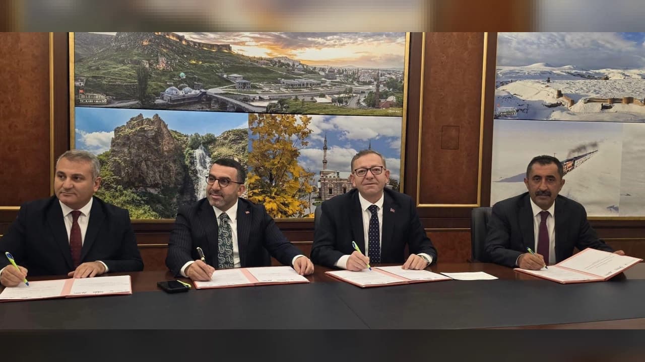Kars'ta tarihi fabrika 140 milyon liralık yatırımla bilim üssü oluyor