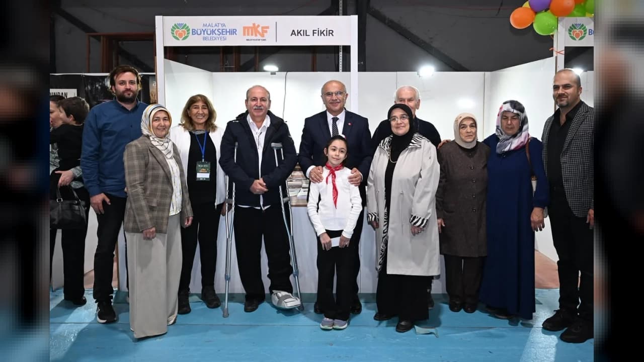 Malatya Kitap Fuarı'nda Yazarlar Okurlarla Buluşuyor