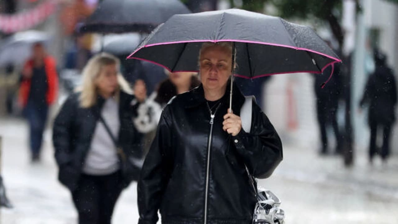 Meteoroloji'den 6 il için kuvvetli yağış ve fırtına uyarısı