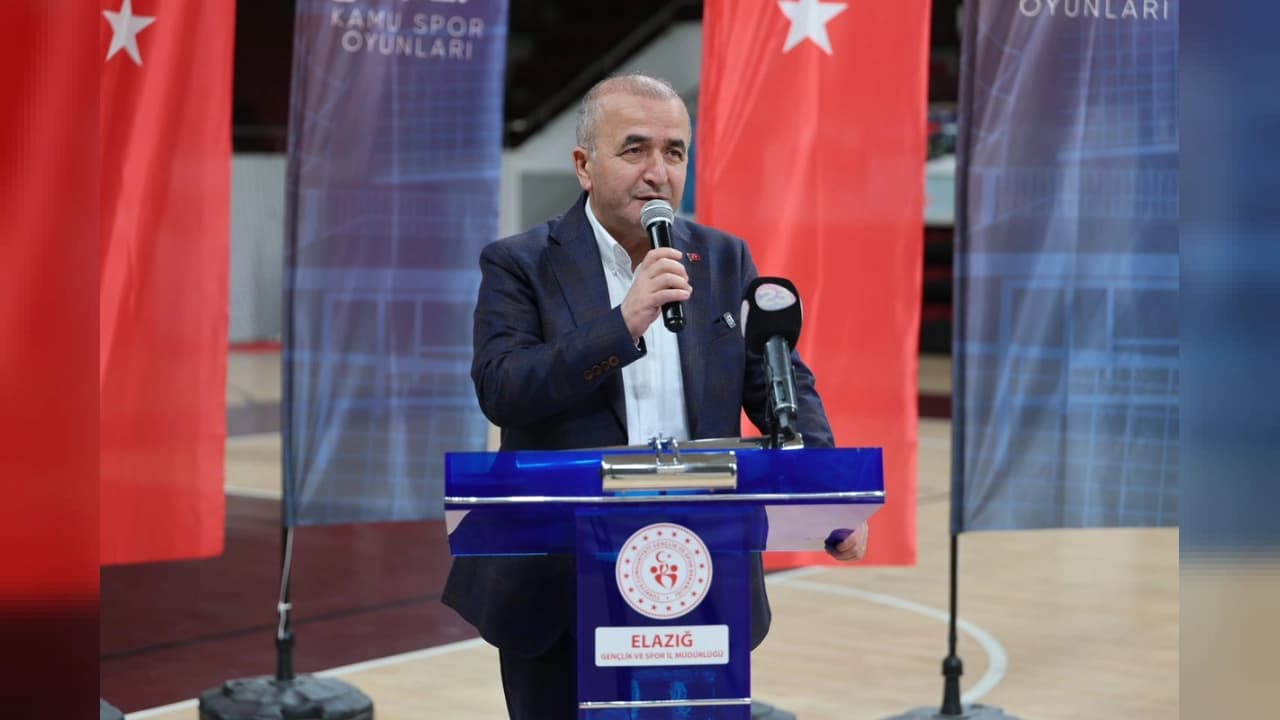 Elazığ'da Kamu Spor Oyunları Şampiyonlarına Ödülleri Verildi