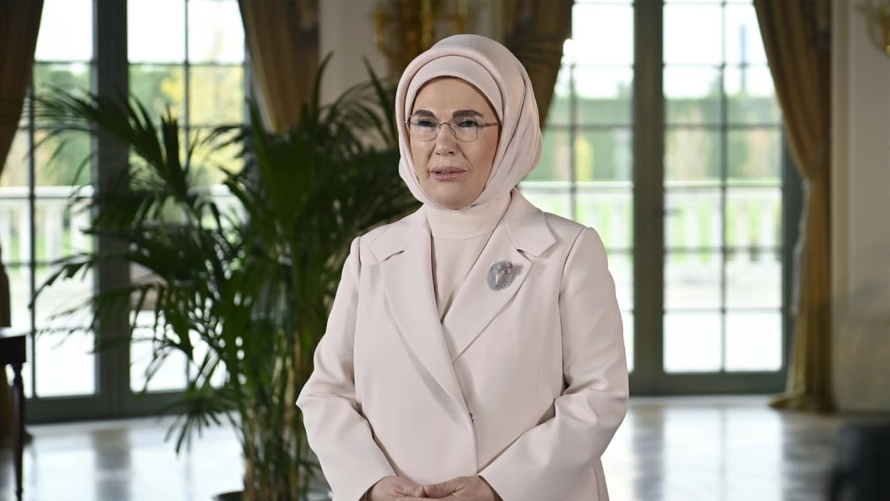 Emine Erdoğan'dan Cumhuriyet Bayramı ve TDT Zirvesi yemeği paylaşımı