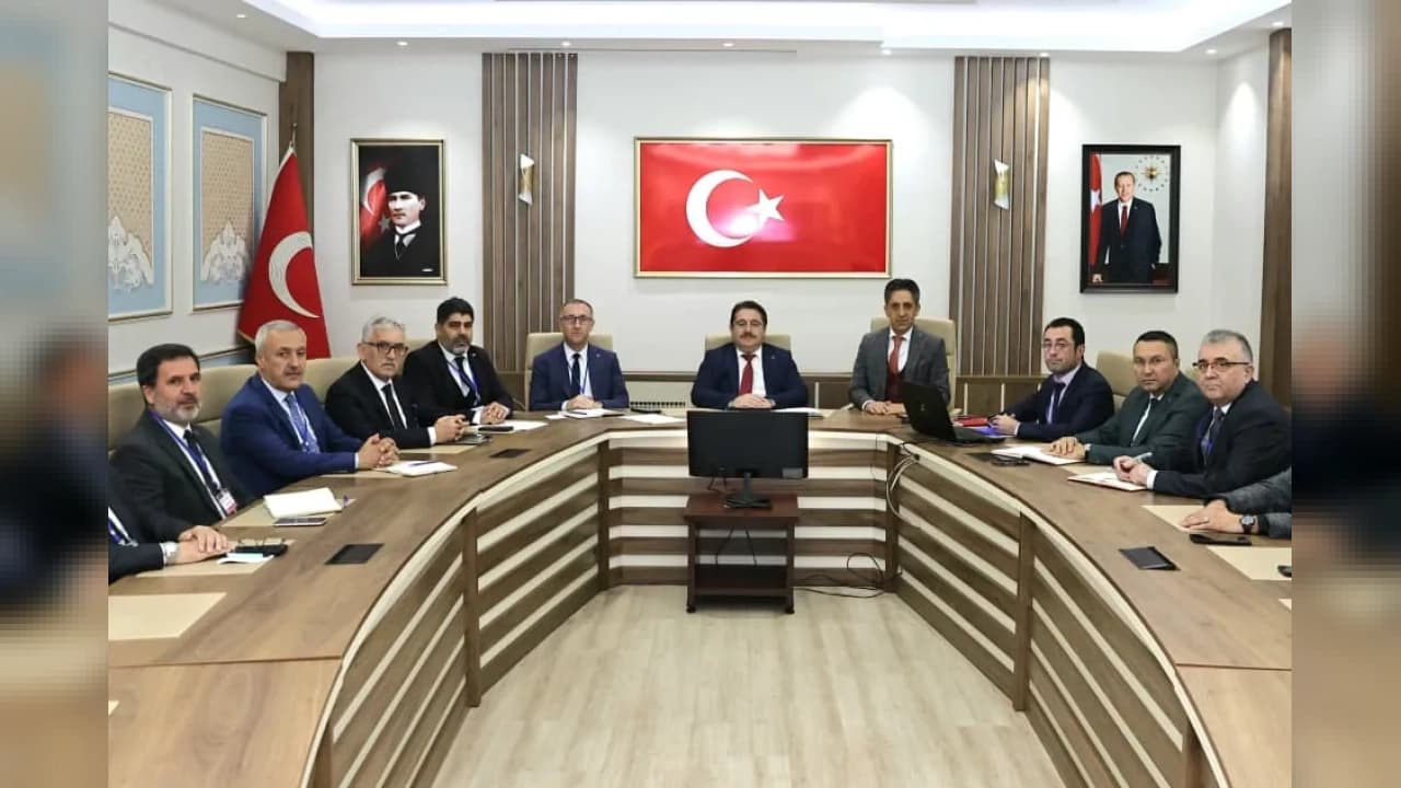 Sakarya'da eğitim süreçleri ve güvenli okul iklimi masaya yatırıldı