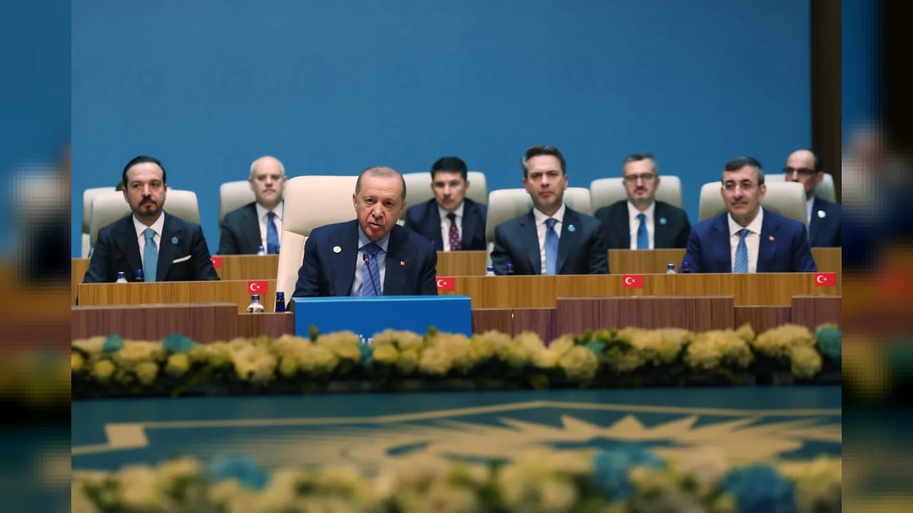 TDT 13. Zirvesi Ankara'da Yapıldı: Dönem Başkanlığı Türkiye'ye Geçti