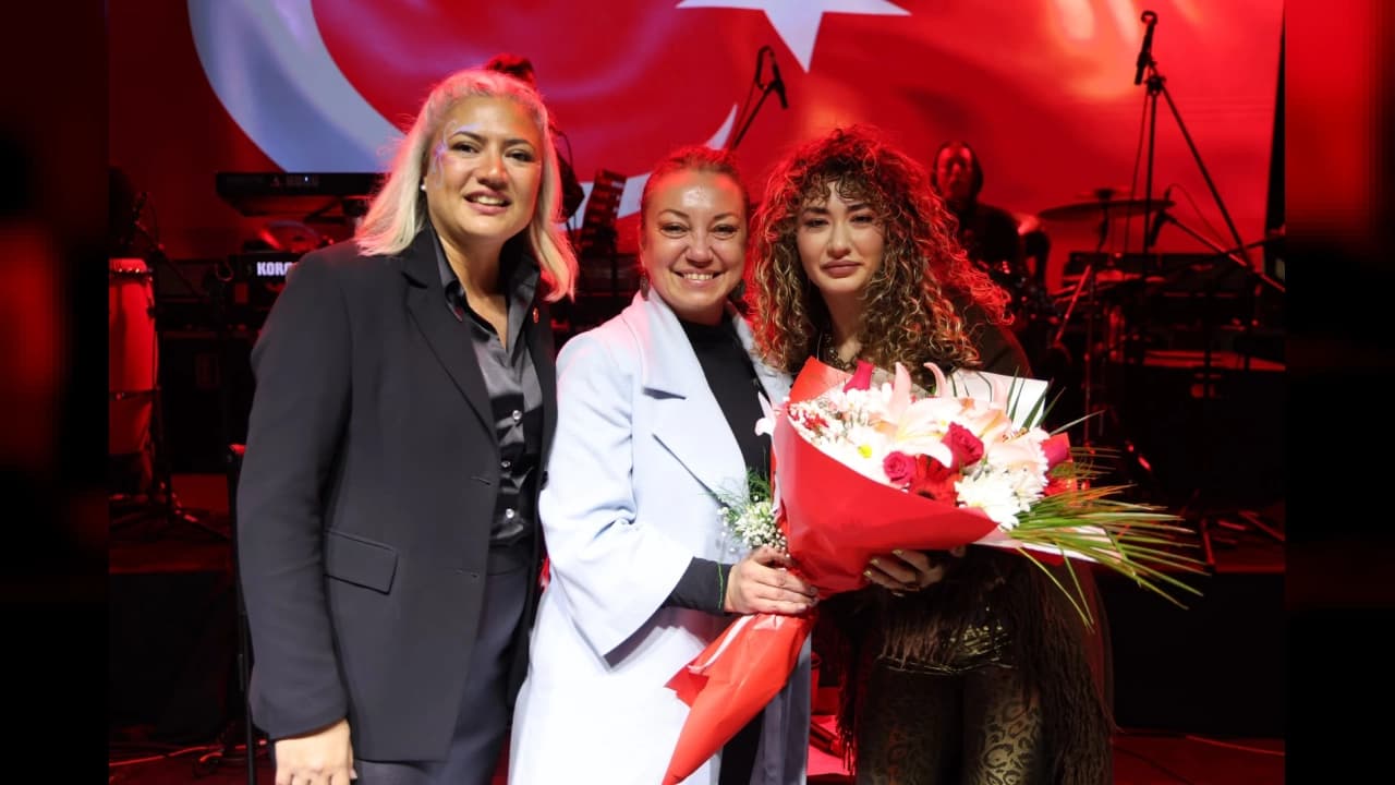 Tekirdağ'da gençlerin buluştuğu festival Cumhuriyet coşkusu yaşattı