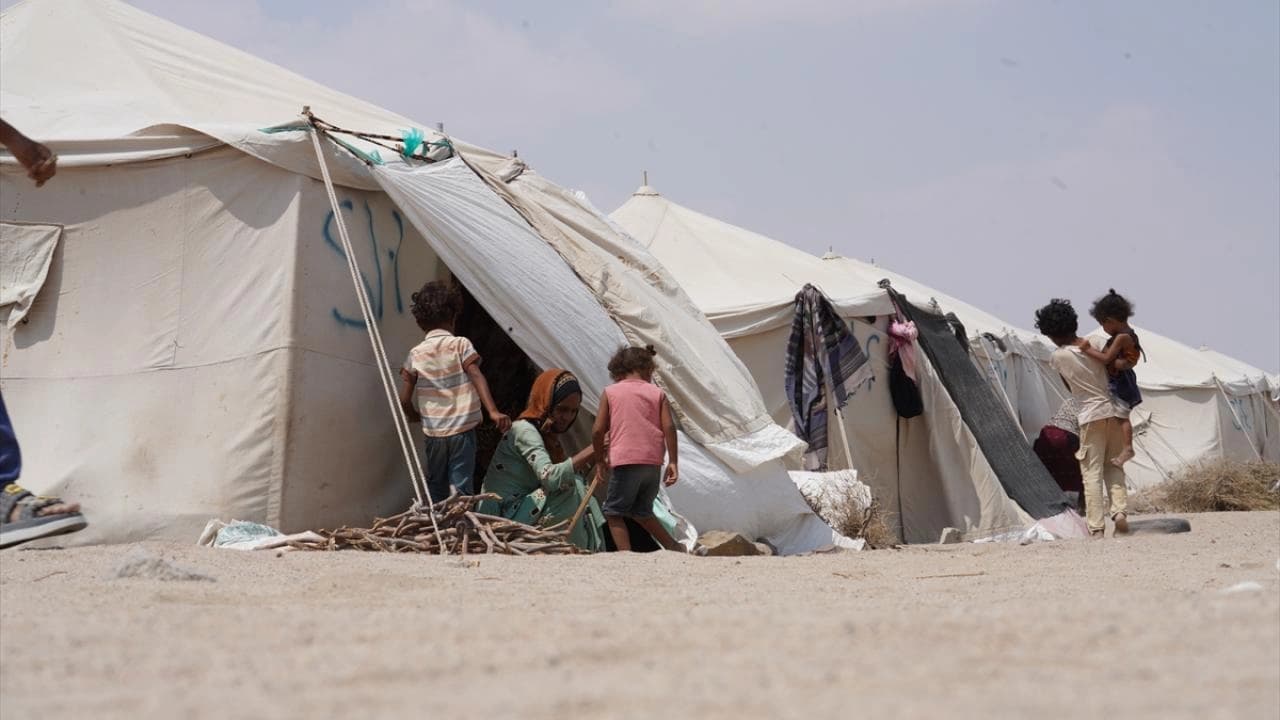 Yemen'deki catismalar yuz binlerce kisiyi yerinden etti