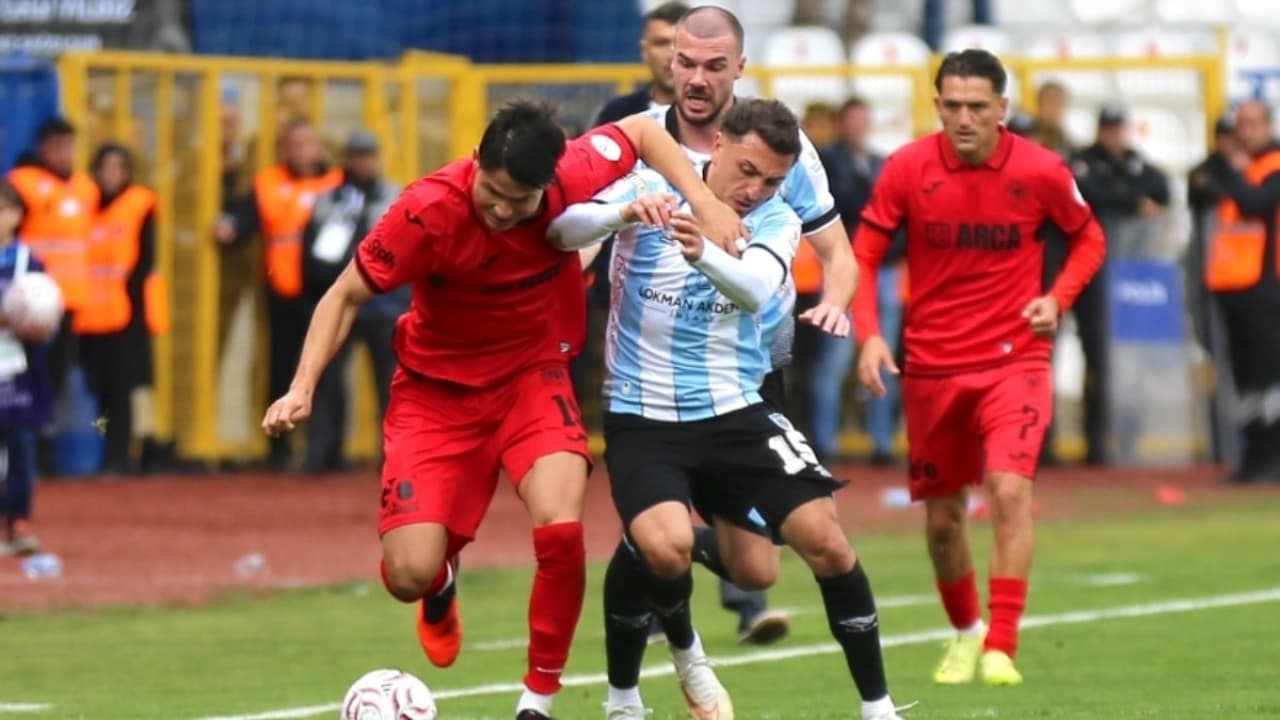 Çorum FK deplasmanda Erzurumspor FK'yı 3-1 mağlup etti
