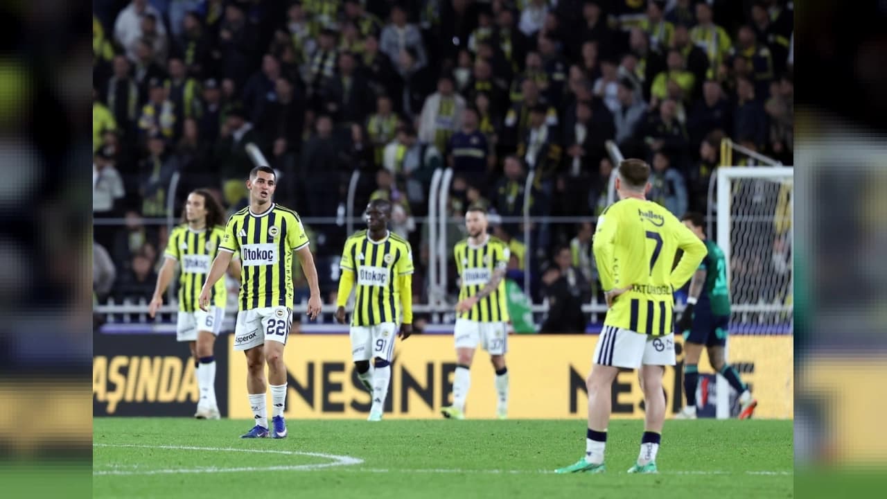 Fenerbahçe skoru koruyamadığı maçlarda tarihinin en kötü dönemine yaklaştı