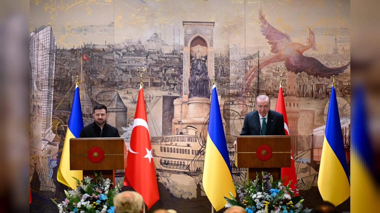 Cumhurbaşkanı Erdoğan ile Ukrayna Devlet Başkanı Zelenskiy'nin İstanbul'daki görüşmesinin ardından bölgesel gelişmeler masaya yatırıldı.