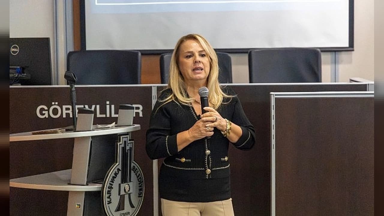 Karşıyaka Belediyesi'nden Sektör Temsilcilerine Kentsel Dönüşüm Toplantısı