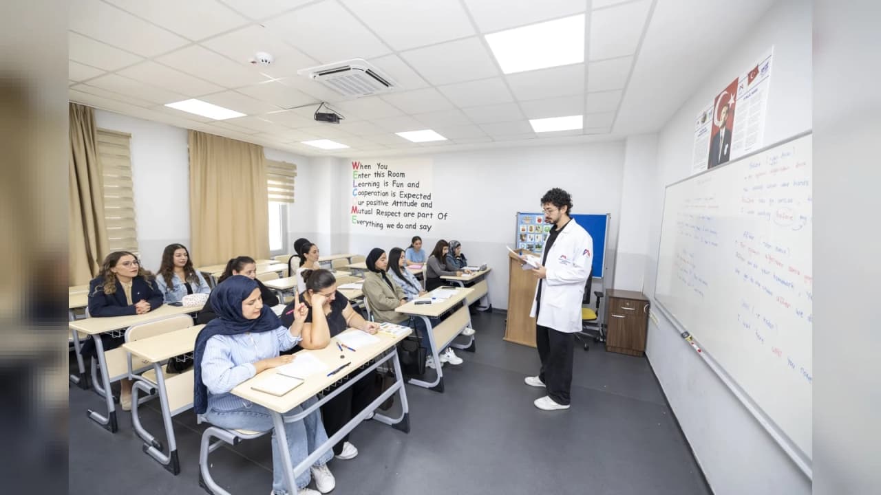 Mersin'de ücretsiz İngilizce kurslarından 836 kişi faydalandı