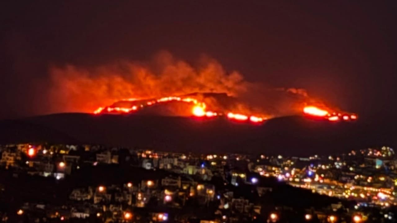 Son Dakika! Bodrum'da Korkutan Yangın: Ekiplerin Bağla Mevkiindeki Alevlerle Mücadelesi Sürüyor