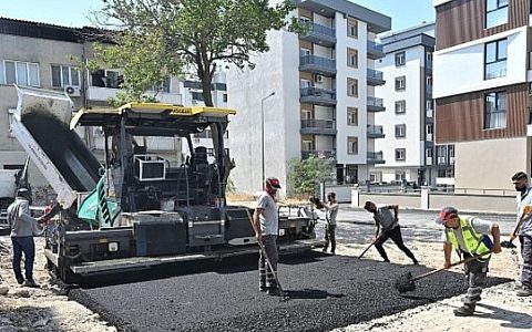 Bornova'da merkez mahallelere dev üstyapı hamlesi: Başkan Ömer Eşki çalışmaları inceledi!