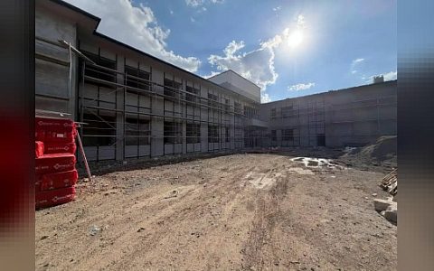 Susuz’da 10 yataklı Kazım Karabekir İlçe Entegre Devlet Hastanesi inşaatı incelendi