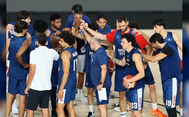 Anadolu Efes, 2026-2027 hazırlıklarına Pablo Laso ile başladı