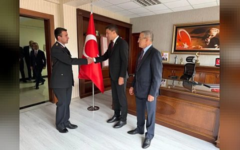 Güdül’de 30 Ağustos 104. yıl törenle kutlandı: çelenk ve şehit kabri ziyareti