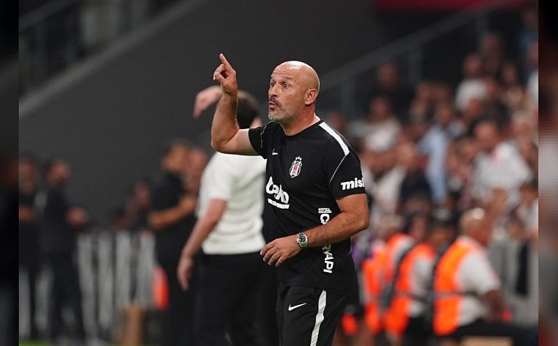 Beşiktaş’ta Vincenzo Italiano: Vlahovic’in fizik kalitesi devam etmeli