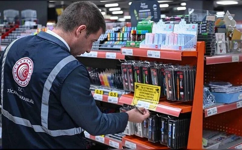 Ticaret Bakanlığı'ndan Velilere Hayati Kırtasiye Uyarısı: Sağlıklı Okul Alışverişi İçin Bu Kurallara Dikkat!