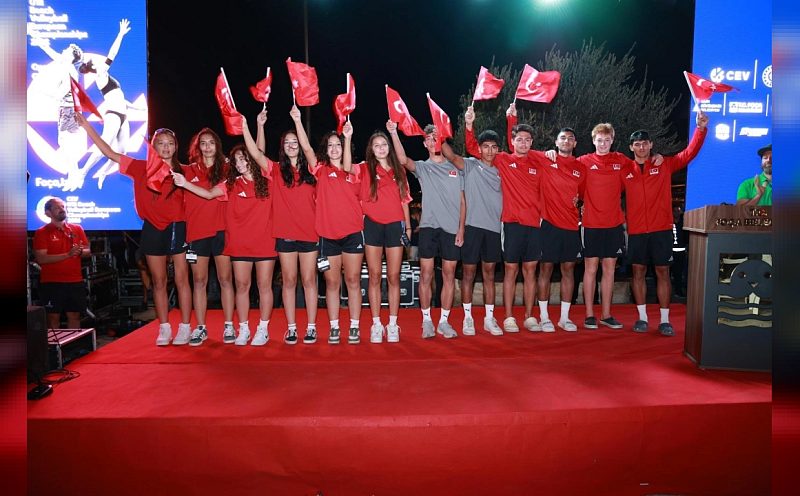 2026 CEV U18 Avrupa Plaj Voleybolu Şampiyonası Foça'da Heyecanla Başladı