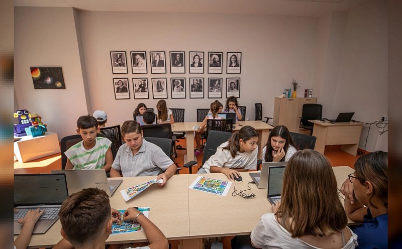 Mersin'de Çocuklar Yapay Zekâ ve Teknolojiyle Geleceğe Hazırlanıyor