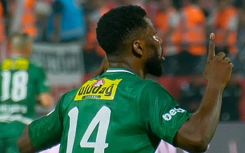 Bursaspor Deplasmanda Batman Petrolspor'u Devirdi, Zirveye Yerleşti!