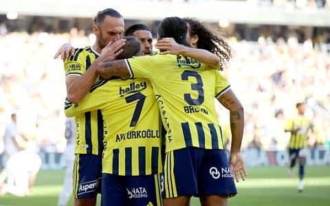 Fenerbahçe'den Eyüpspor Karşısında Tarihi Fark: 8-0'lık Zafer Avrupa Basınında Yankı Uyandırdı