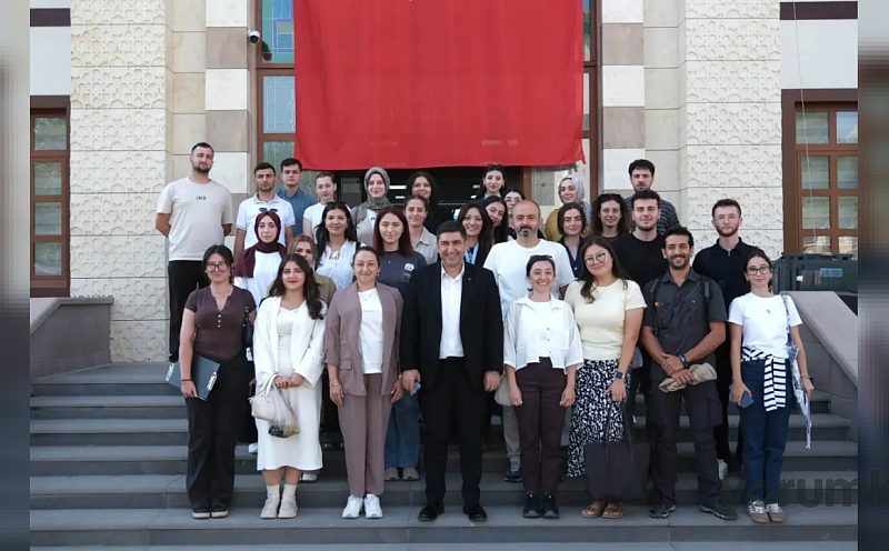 Güdül'de Akademik Saha Çalışması Başladı: Başkan Doğanay Öğrencilerle Buluştu