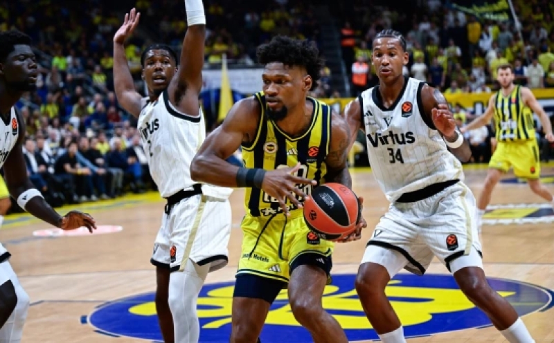 EuroLeague'de Yeni Sezonun İlk Galibi: Fenerbahçe Tarfin, Virtus Bologna'yı 78-68'lik Skorla Geçti