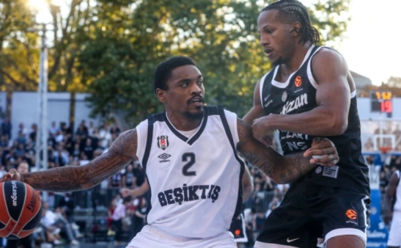 Beşiktaş'ta DaQuan Jeffries Şoku: Yıldız Oyuncunun El Bileğinde Kırık Tespit Edildi