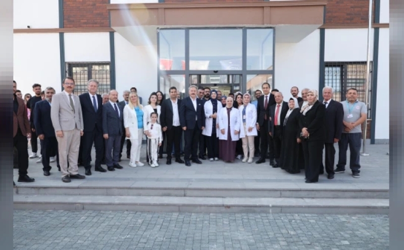 Kayseri'de Mürüvvet-Saadettin Türkkan Ağız ve Diş Sağlığı Polikliniği Törenle Hizmete Girdi