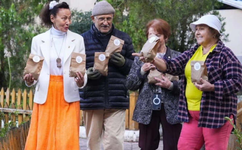 Etiler Huzurevi'nde Sıfır Atık Projesi ile Mutfak Atıkları Gübreye Dönüşüyor