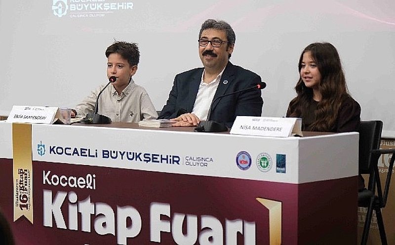 Uluslararası 16. Kocaeli Kitap Fuarı'nda 10 Yaşındaki İkiz Yazarlar İlgi Gördü