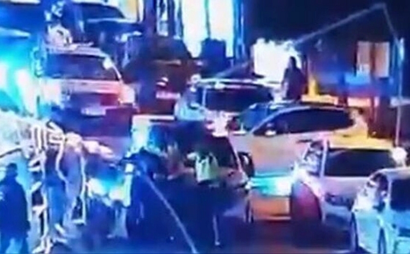 Hatay'da Nefes Kesen Anlar: Boğulan Sürücüyü Polis Kurtardı