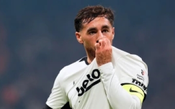 Beşiktaş Kocaelispor'u 2-1 yenerek ligde ikinci sıraya yükseldi