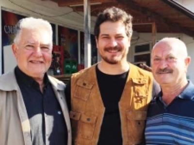 Çağatay Ulusoy köklerinin uzandığı Bulgaristan'daki Beli Lom köyünü ziyaret etti