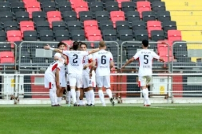 Gaziantep FK, sahasında Arca Çorum FK'ya 3-0 mağlup oldu