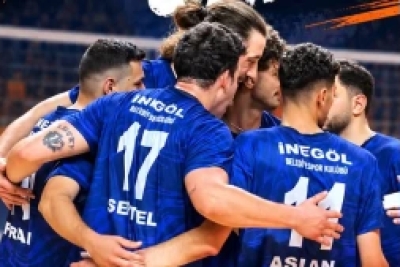 İnegöl Belediyespor voleybolda 4'te 4 yaparak liderliğe yükseldi