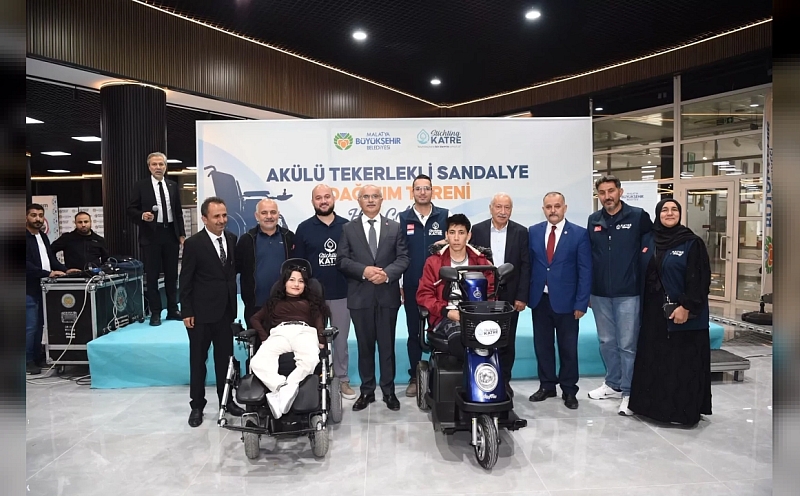 Malatya'da ihtiyaç sahiplerine 80 akülü tekerlekli sandalye dağıtıldı