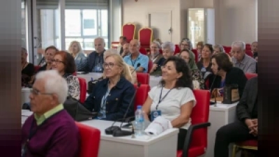 Güzelbahçe 3. Yaş Üniversitesi yeni eğitim öğretim yılına başladı