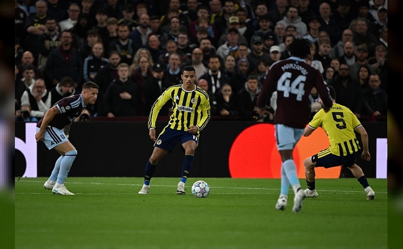 Fenerbahçeli Mason Greenwood'a İngiltere'de Protesto