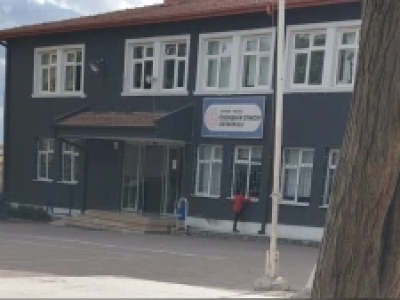Kayseri İncesu'da meyve suyundan zehirlenen 12 öğrenci hastaneye kaldırıldı