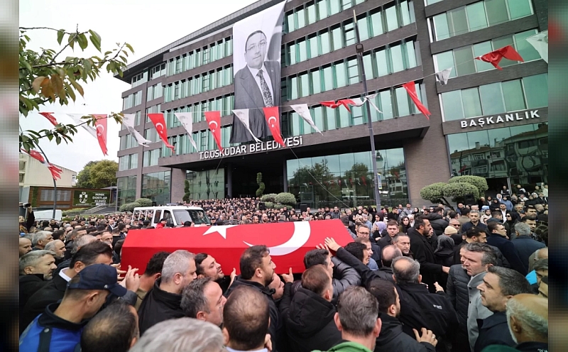 Trafik kazasında ölen Dündar Ziya Gültekin son yolculuğuna uğurlandı