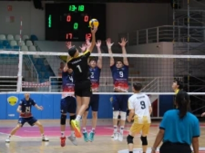 Konya Büyükşehir Belediyespor Halkbank'ı 3-1 Mağlup Etti