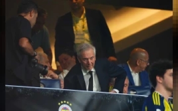 Fenerbahçe 2-0 öne geçtiği Slavia Prag ile 2-2 berabere kaldı